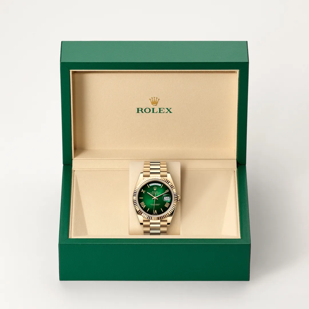 Rolex Day-Date 40腕錶18K黃金款，M228238-0069 - 永新鐘錶