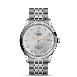 TUDOR 1926 thumb 1