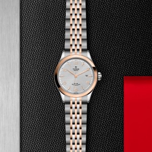 TUDOR 1926 thumb 1