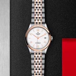 TUDOR 1926 thumb 1