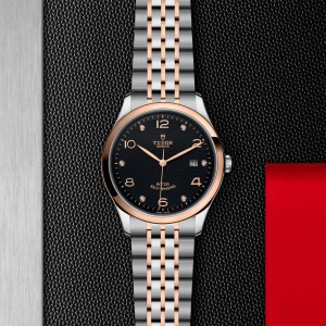 TUDOR 1926 thumb 1