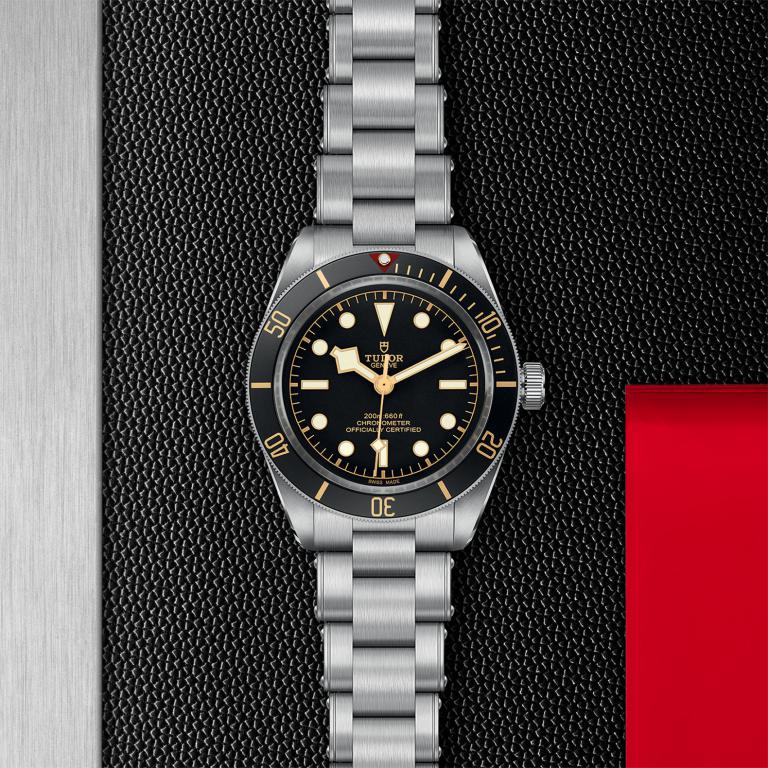 TUDOR Black Bay Fifty-Eight slide 1