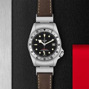 TUDOR Black Bay P01 thumb 1
