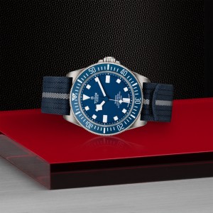 Pelagos FXD thumb 1