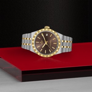 TUDOR Royal thumb 1