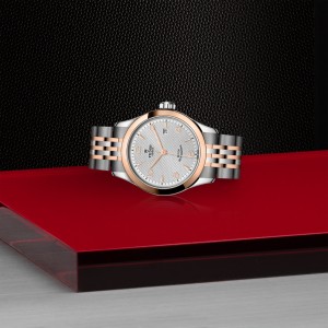 TUDOR 1926 thumb 1