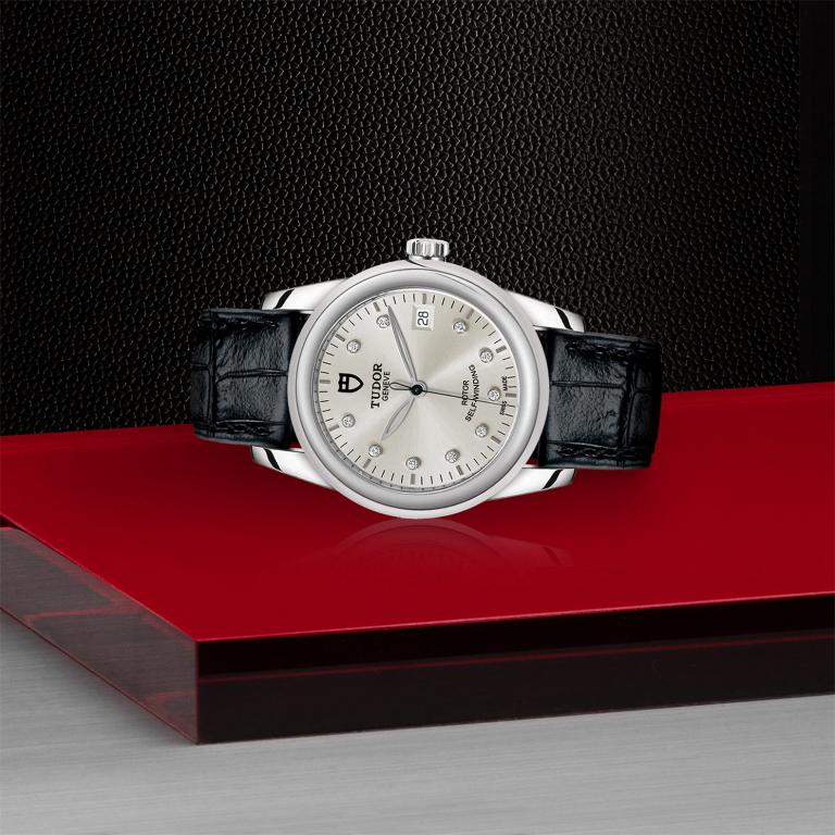 TUDOR Glamour Date slide 1