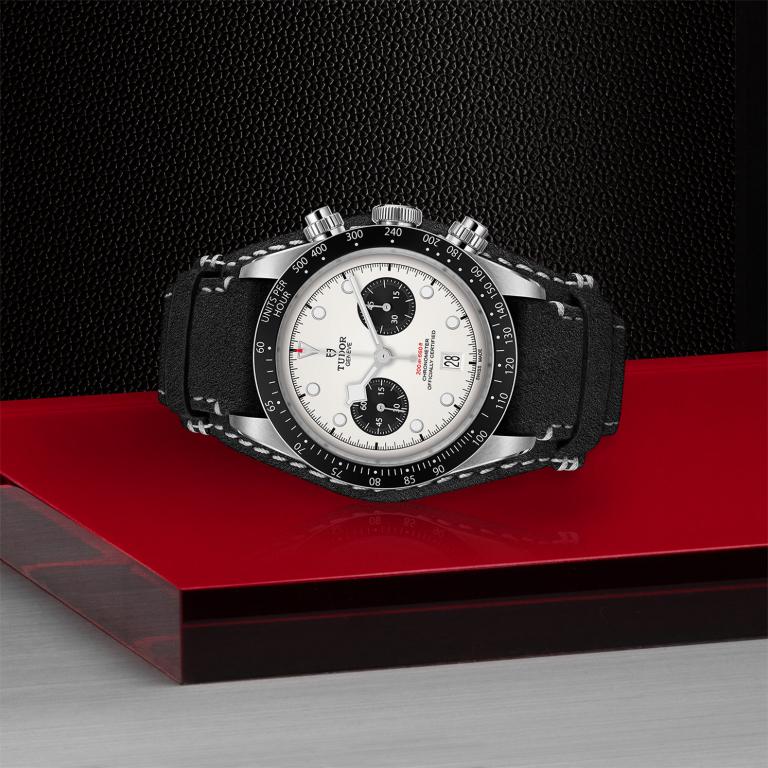 TUDOR Black Bay Chrono slide 1
