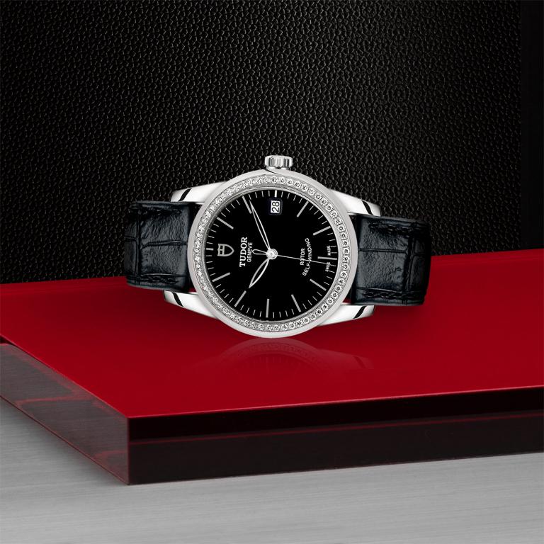 TUDOR Glamour Date slide 1