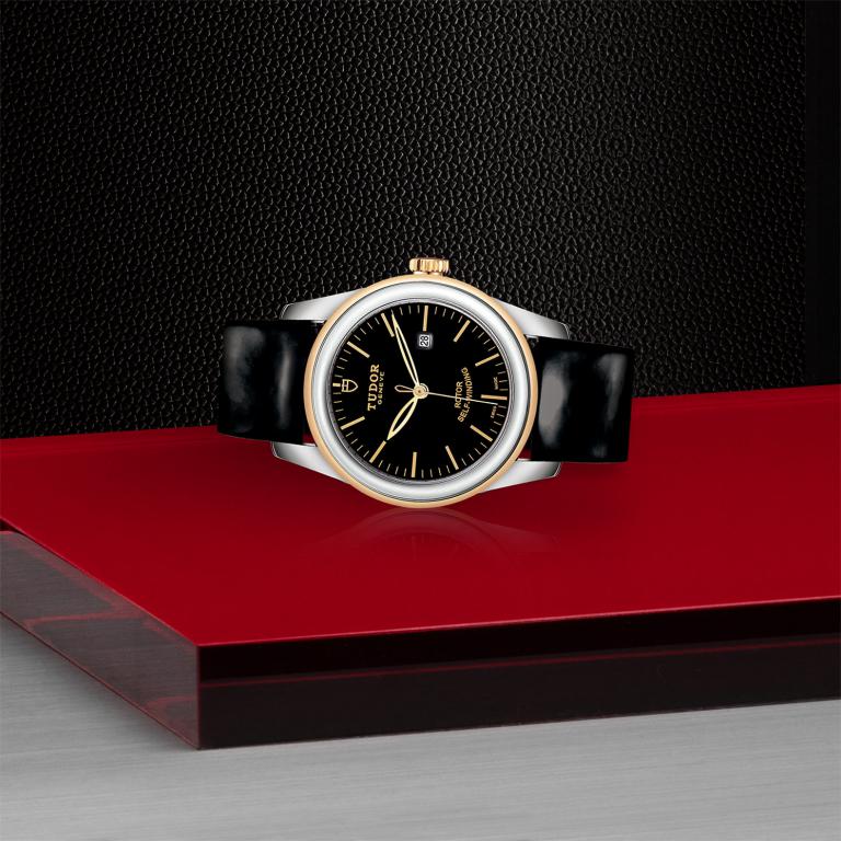TUDOR Glamour Date slide 1