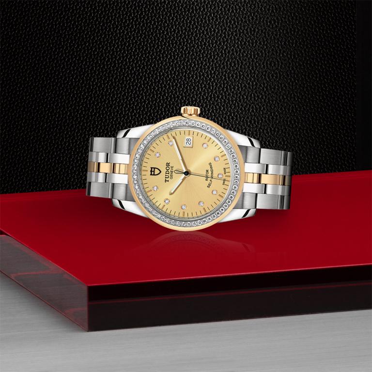TUDOR Glamour Date slide 1
