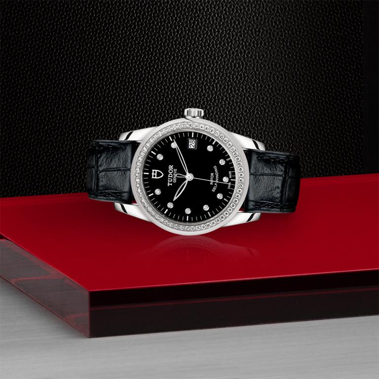 TUDOR Glamour Date slide 1