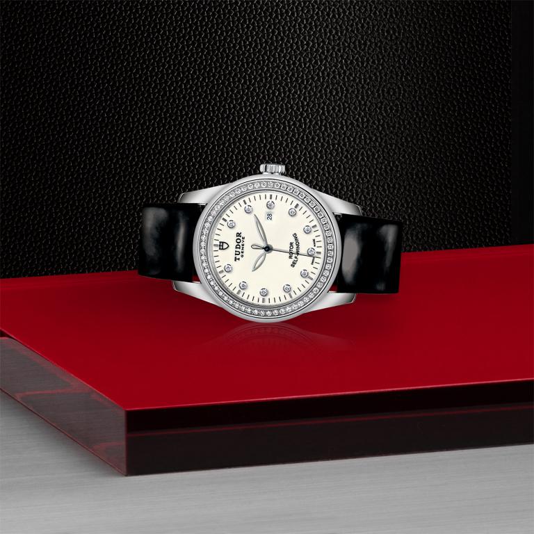 TUDOR Glamour Date slide 1