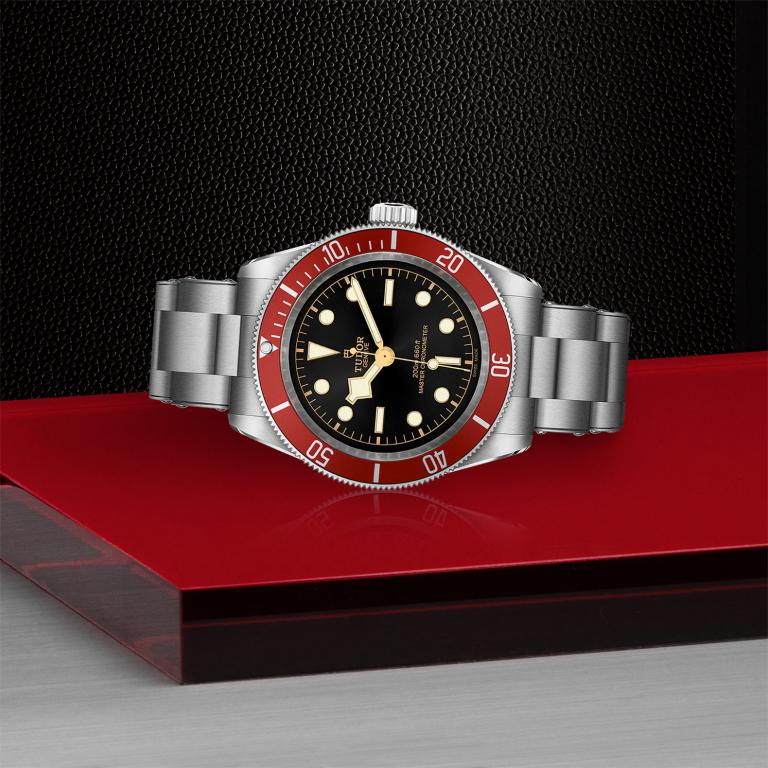 TUDOR Black Bay slide 1