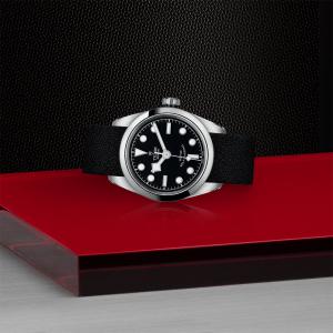 TUDOR Black Bay 32 thumb 1