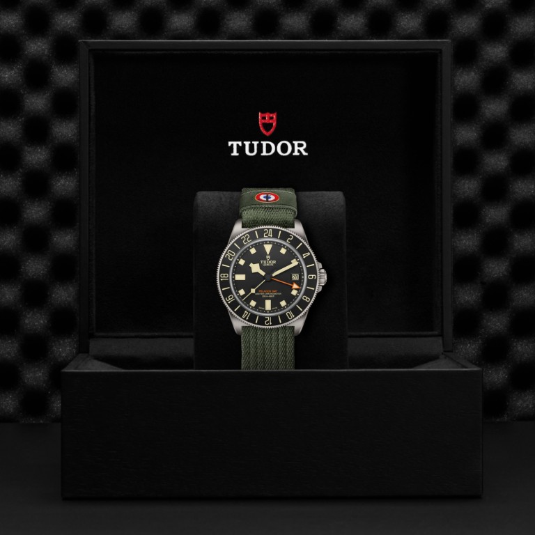 Pelagos FXD GMT slide 1