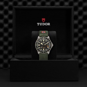 Pelagos FXD GMT thumb 1