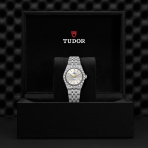 TUDOR Royal thumb 1