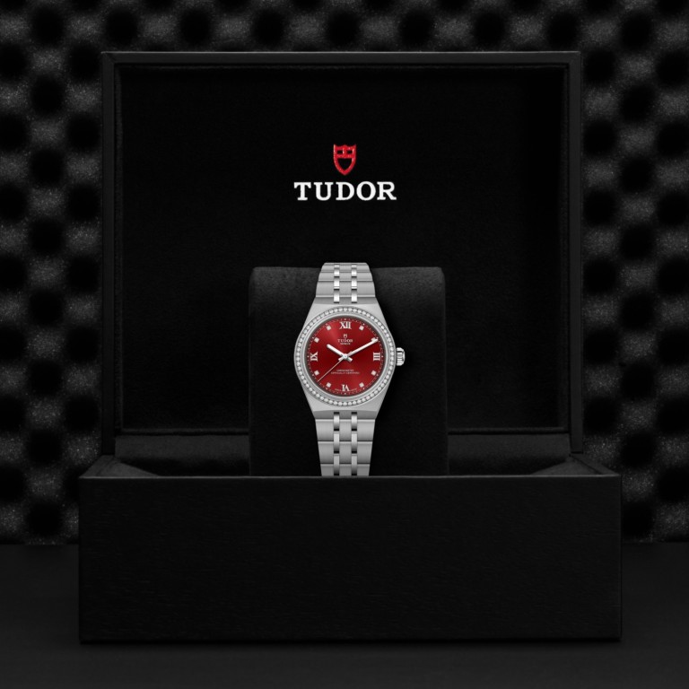 TUDOR Royal slide 1
