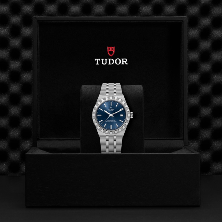 TUDOR Royal slide 1