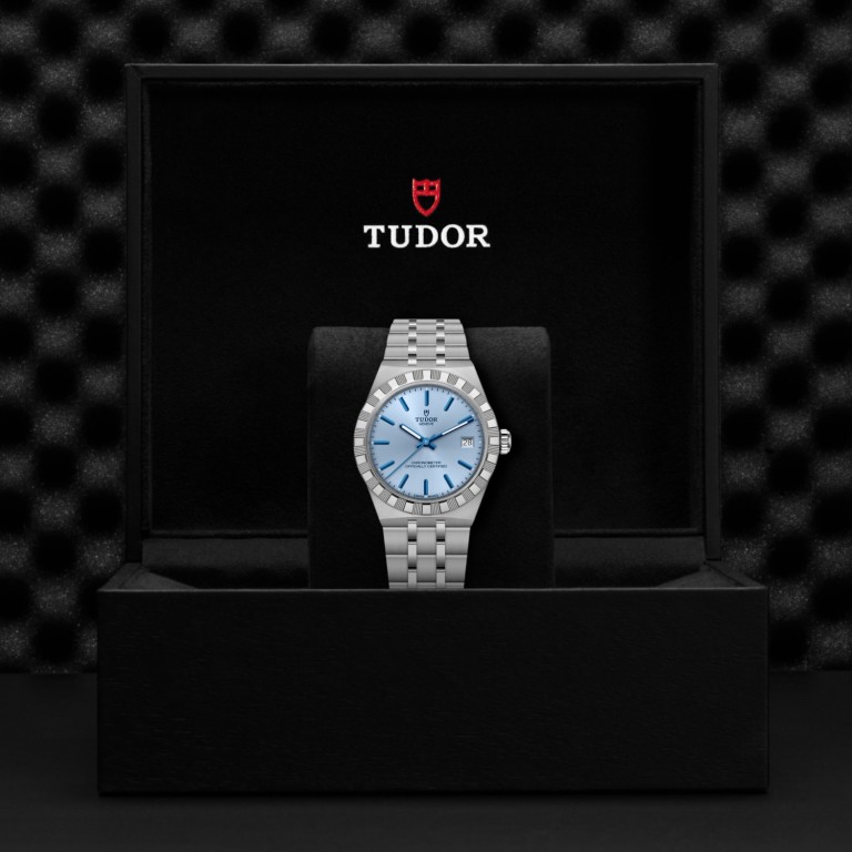 TUDOR Royal slide 1