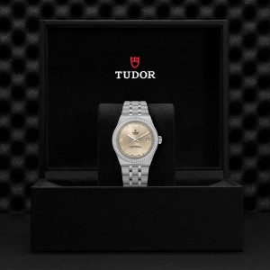 TUDOR Royal thumb 1