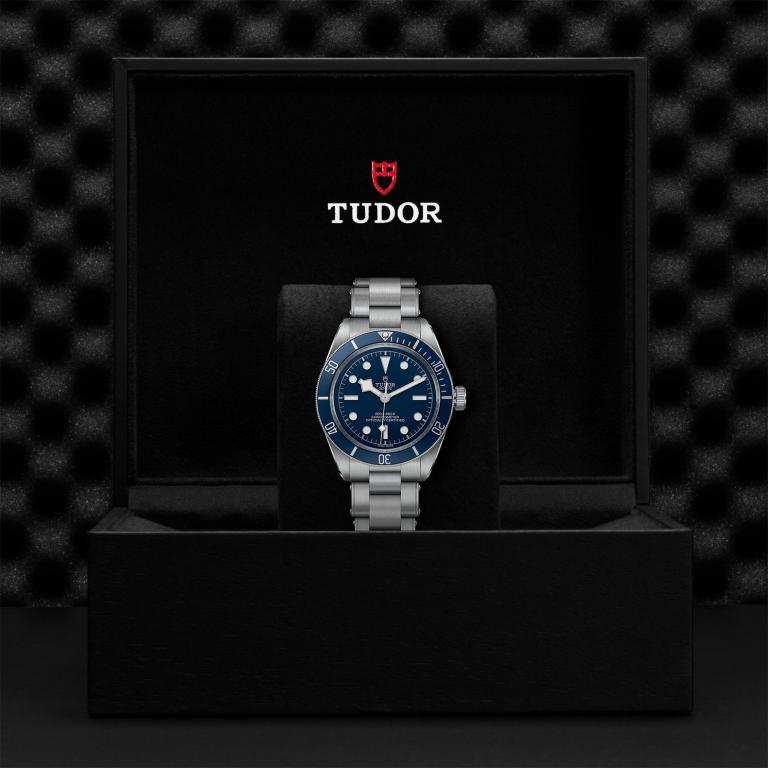 TUDOR Black Bay Fifty-Eight slide 1
