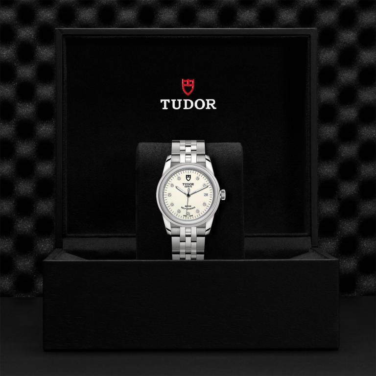 TUDOR Glamour Date slide 1