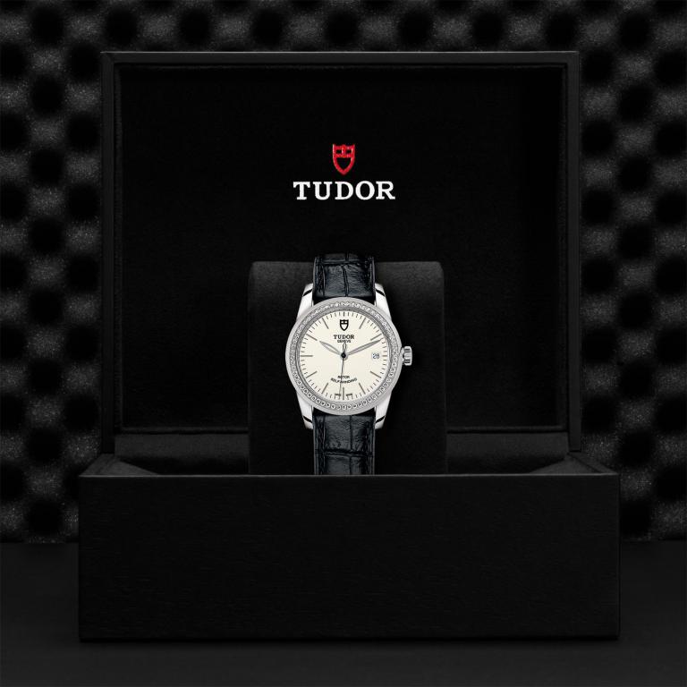 TUDOR Glamour Date slide 1