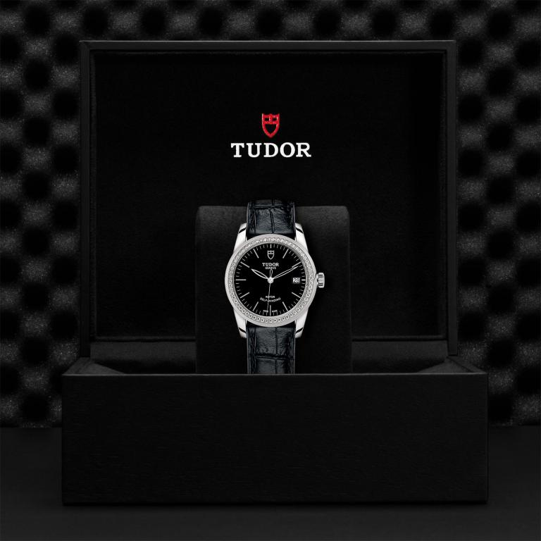 TUDOR Glamour Date slide 1