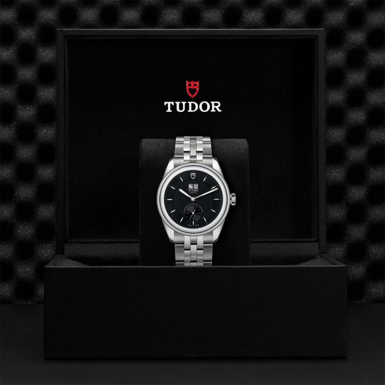 TUDOR Glamour Double Date slide 1