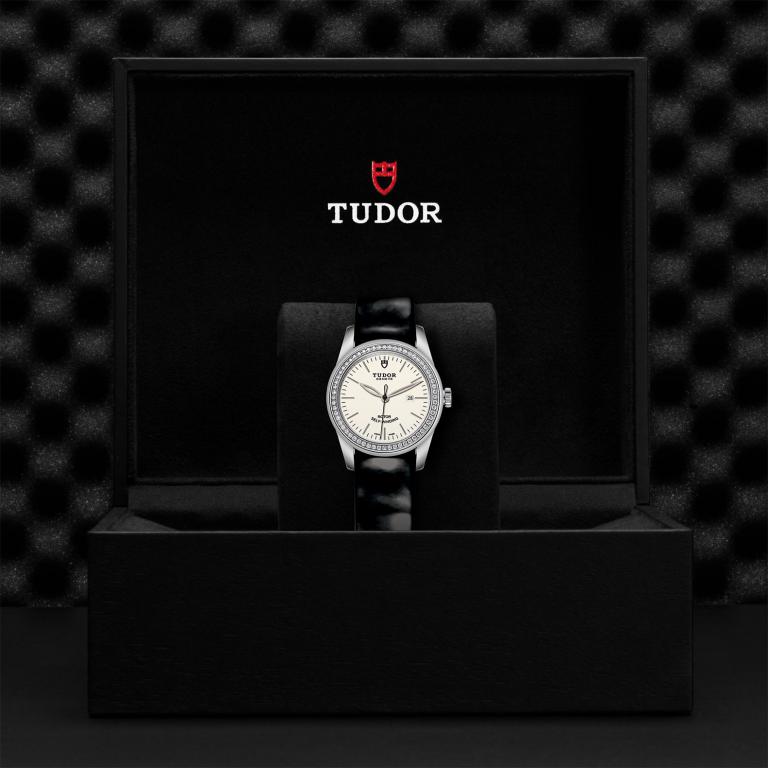 TUDOR Glamour Date slide 1