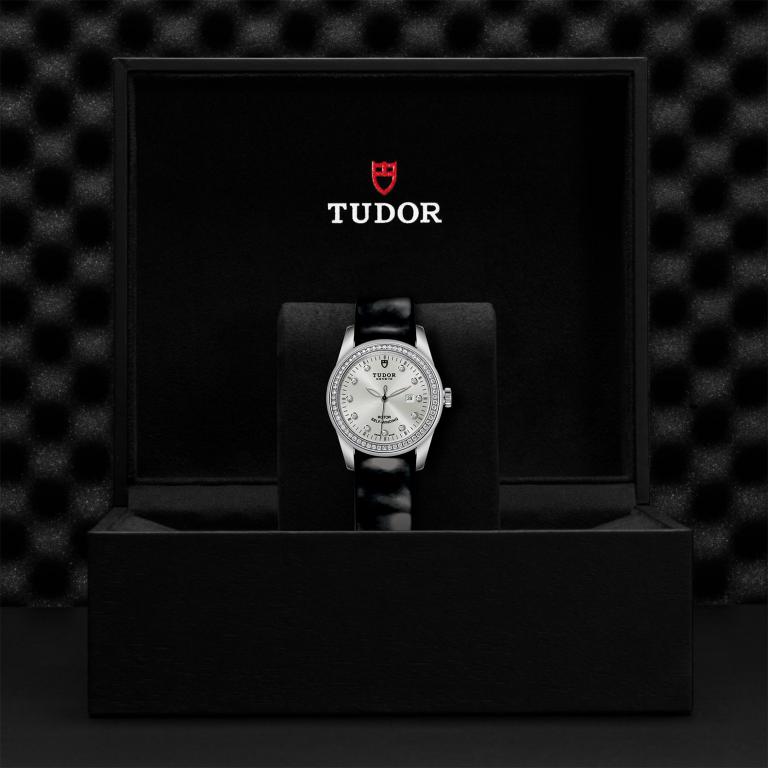 TUDOR Glamour Date slide 1