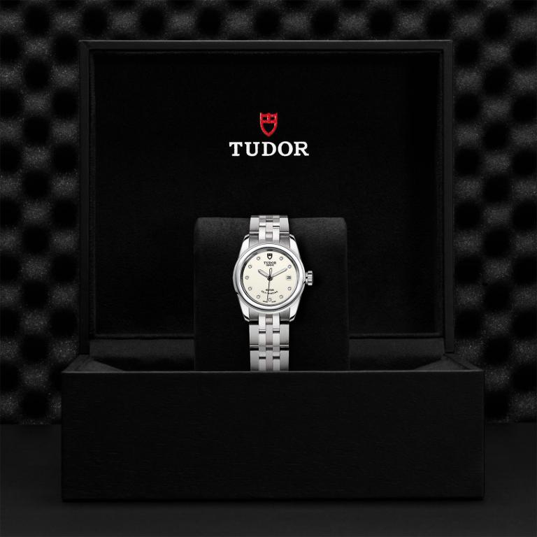TUDOR Glamour Date slide 1