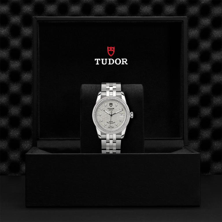 TUDOR Glamour Date slide 1