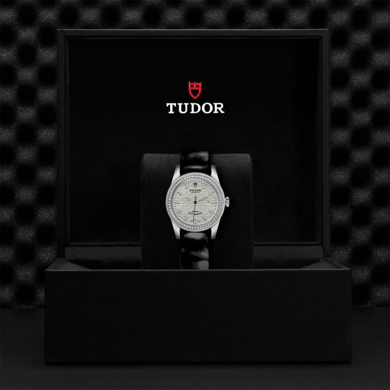 TUDOR Glamour Date slide 1