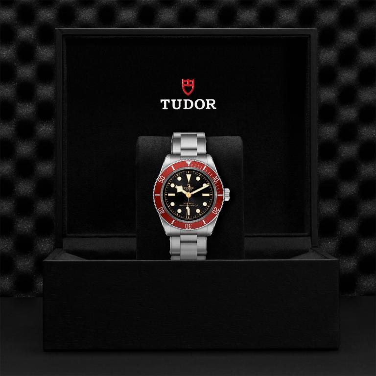 TUDOR Black Bay slide 1