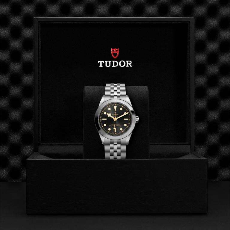 TUDOR Black Bay 39 slide 1