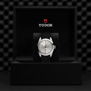 TUDOR Black Bay 41 thumb 1