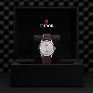 TUDOR 1926 thumb 1