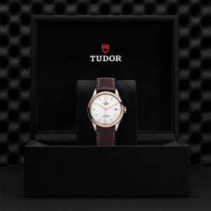 TUDOR 1926 thumb 1