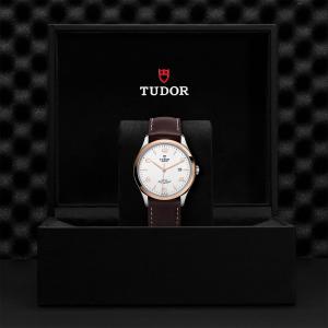 TUDOR 1926 thumb 1