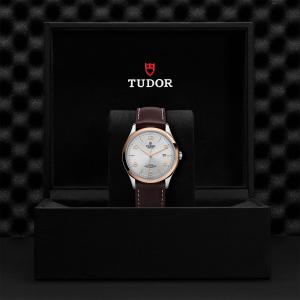 TUDOR 1926 thumb 1
