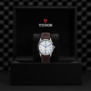TUDOR 1926 thumb 1
