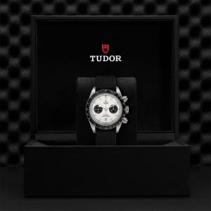 TUDOR Black Bay Chrono thumb 1